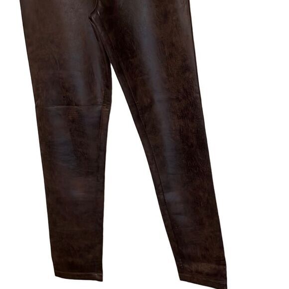 MAX‎ STUDIO Womens Faux Leather Pants Size M Distressed Look Brown Pull-On - Picture 3 of 7